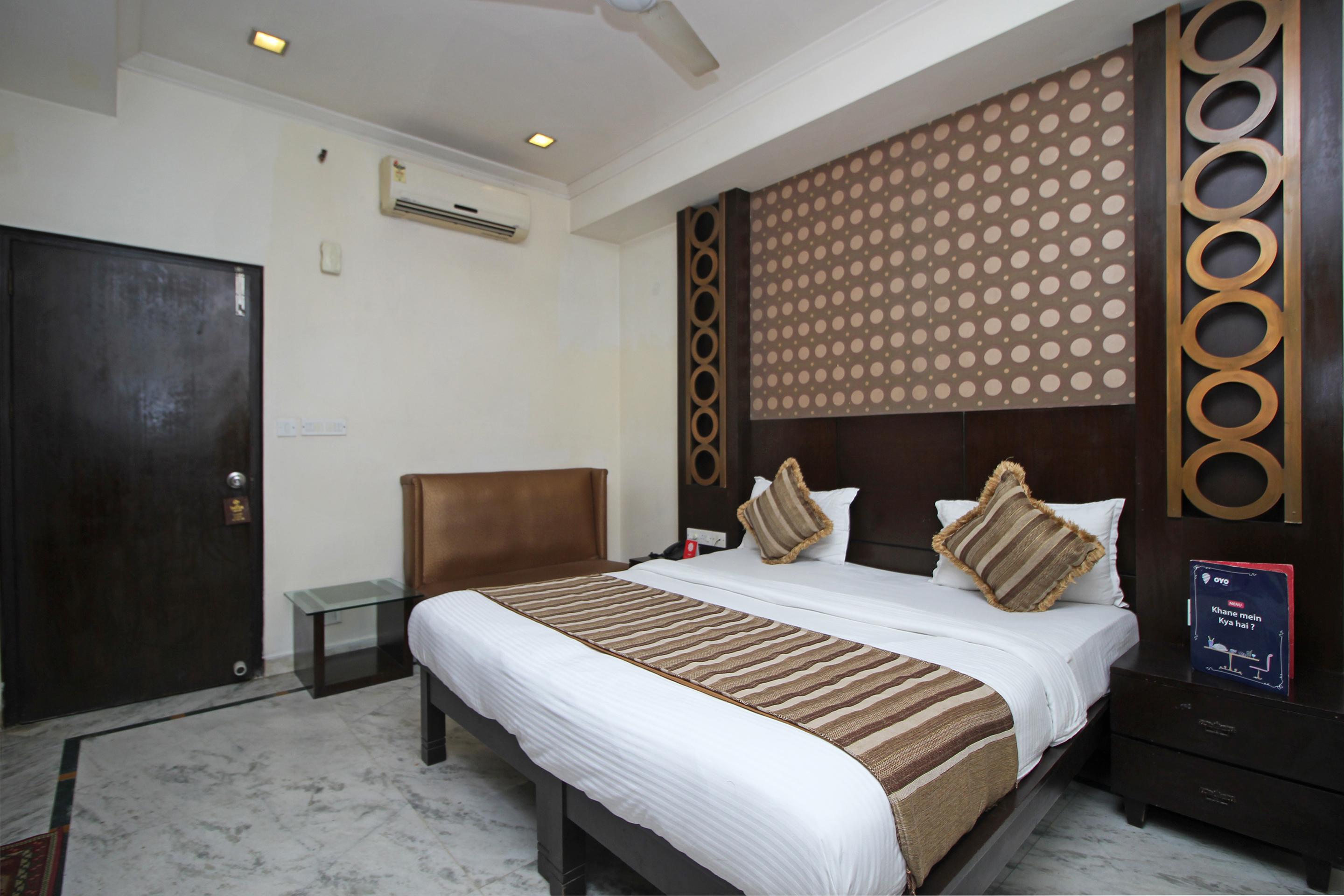 Oyo 5915 Hotel Swagath New Delhi Extérieur photo